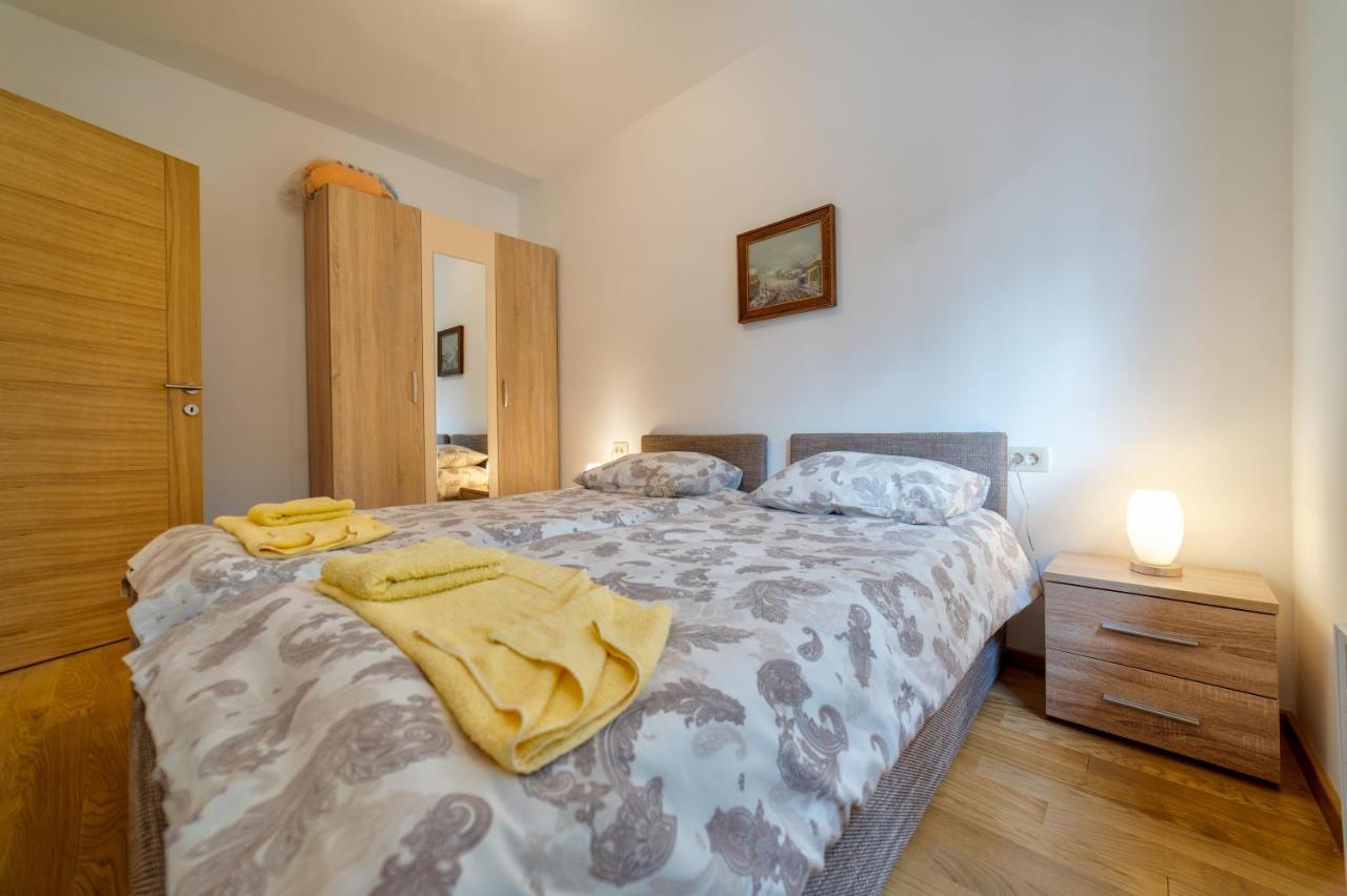 Apartament Imperial In Pekovic *